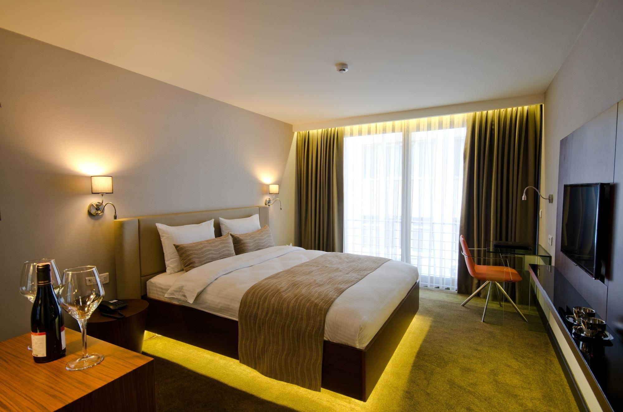Inncity Hotel Nisantasi Istanbul Exterior foto